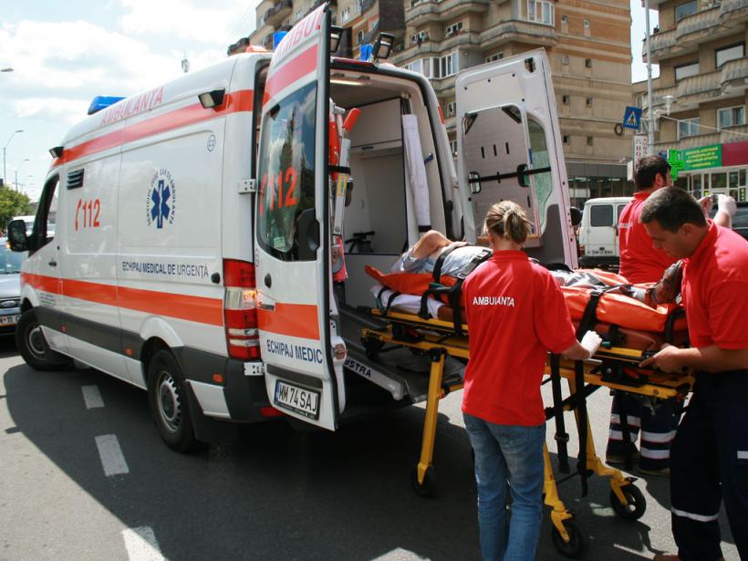 Gorj: Un mort și un rănit după ce o mașină s-a răsturnat în comuna Ţânţăreni