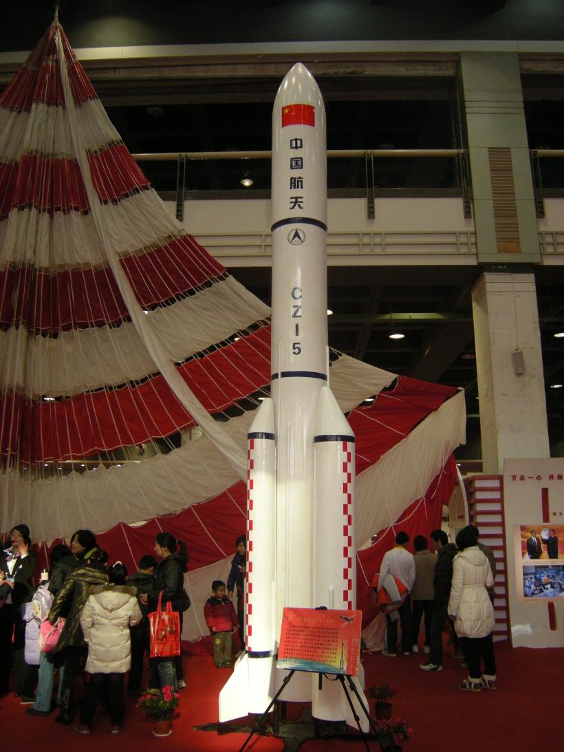 Două misiuni lunare chineze amânate din cauza unei lansări eşuate