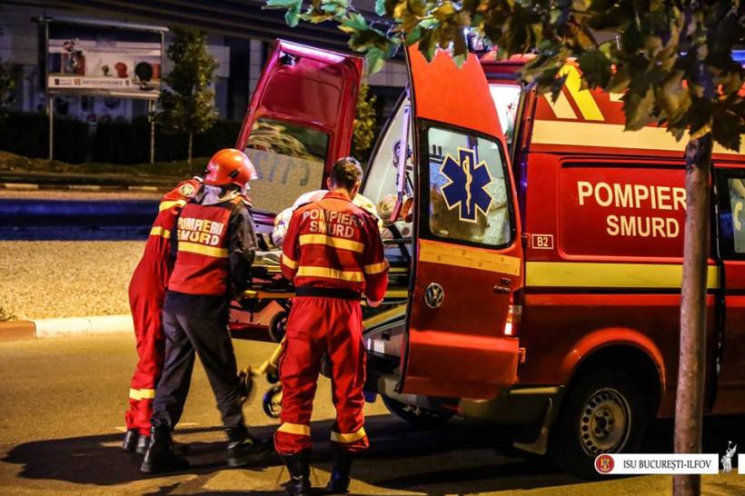 GALERIE FOTO - Interventia dramatică a pompierilor la incendiul de la căminul de bătrâni 18589228