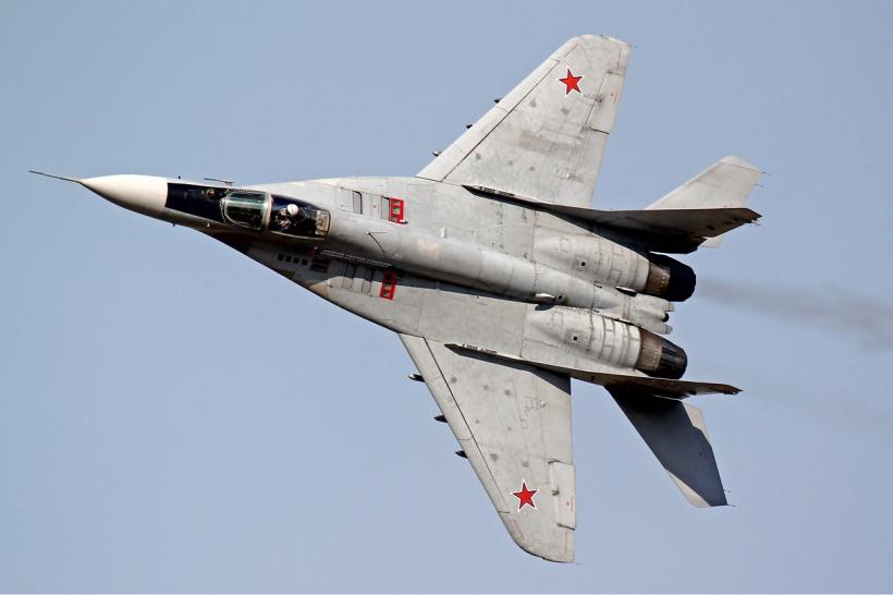 Serbia primește gratuit avioane de luptă de la Rusia