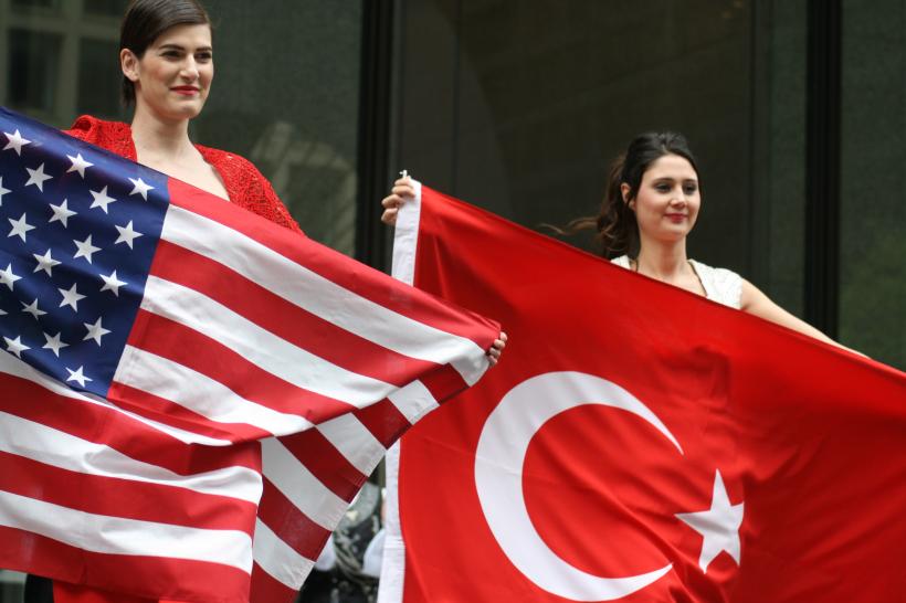 Relaţiile dintre Turcia şi SUA se înrăutăţesc. Restricţii de călătorie impuse reciproc