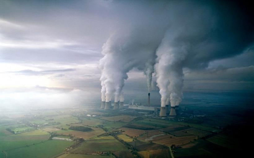 Poluarea aerului provoacă peste 500.000 de decese premature în fiecare an pe continentul european 