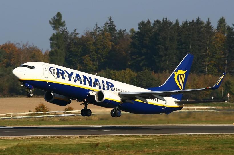 Ryanair reclamă la Comisia Europeană tranzacţia dintre Lufthansa şi Air Berlin