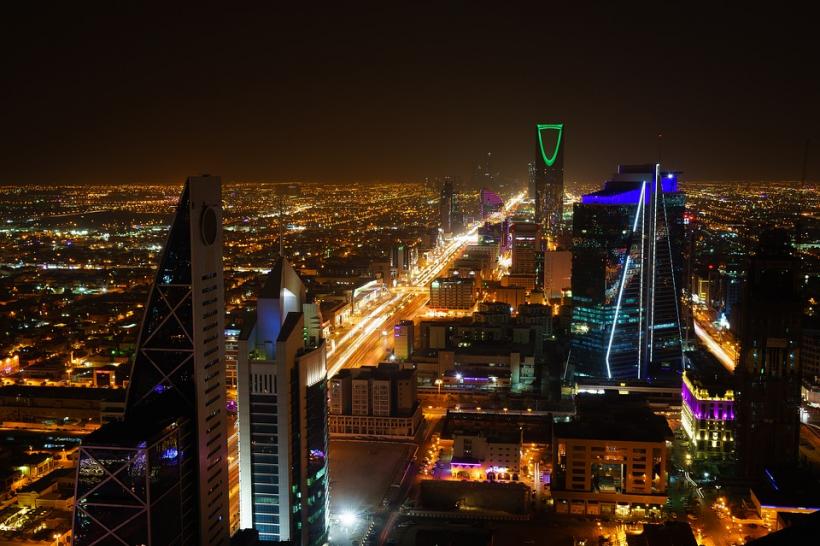 Arabia Saudită: 10 morți într-un incendiu la Riad