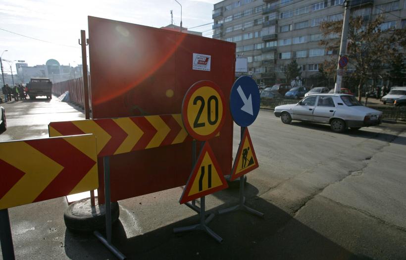 Important pentru șoferi! Traficul rutier se va restricţiona duminică pe între Bulevardul Schitu Măgureanu şi Strada Ştirbei Vodă