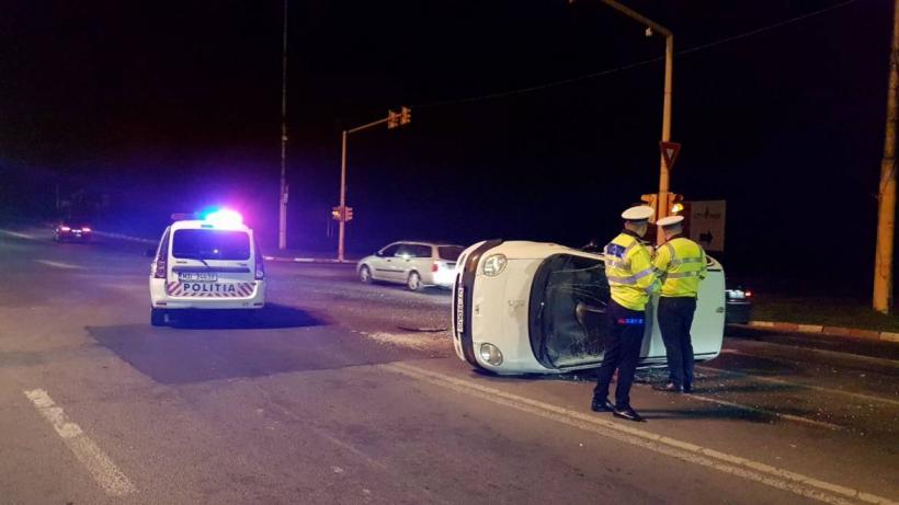 Noaptea accidentelor rutiere în Constanța, 5 mașini distruse, cel puțin 6 răniți în 3 evenimente rutiere