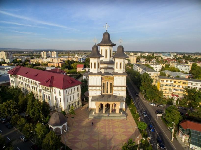 Hoții au călcat Catedrala Arhiepiscopala din Buzău