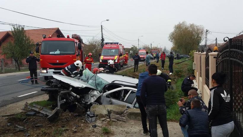 Un mort şi patru răniţi într-un accident rutier, la ieșirea din Satu Mare spre Zalău