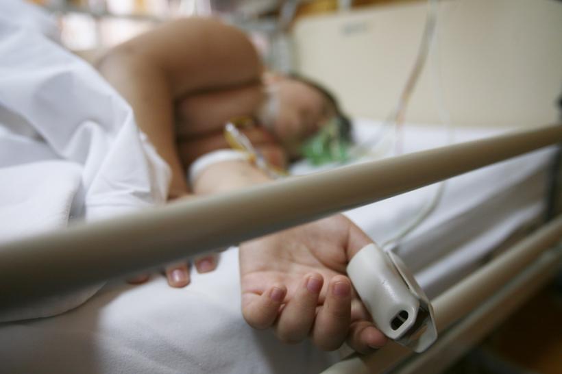 Dâmboviţa: Elev de 13 ani, dus în comă la spital, după ce s-a bătut cu un coleg la şcoală