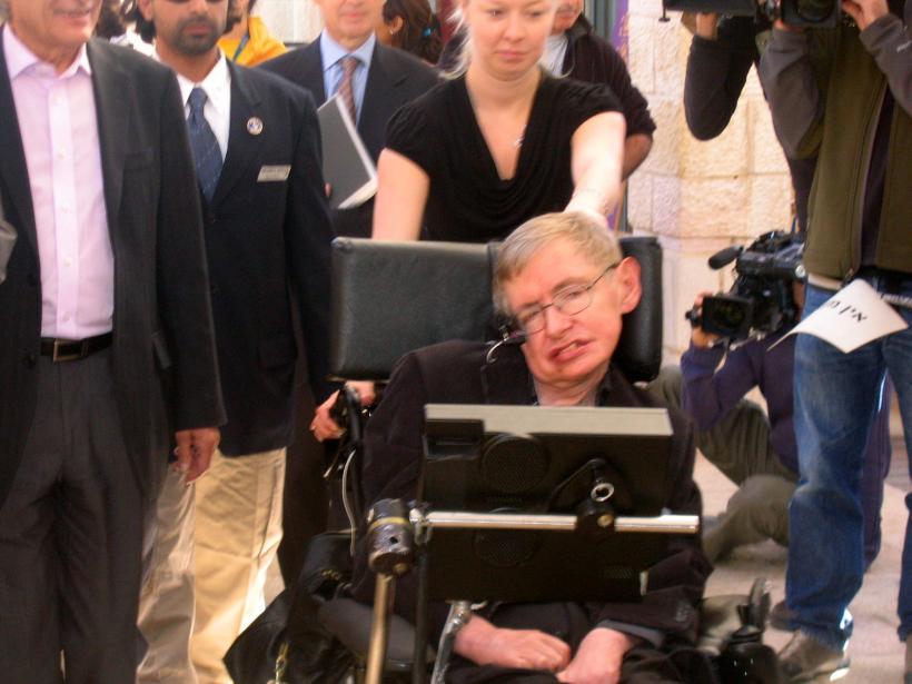 Site-ul Universităţii Cambridge a fost blocat de avalanşa de accesări pentru teza de doctorat a lui Stephen Hawking