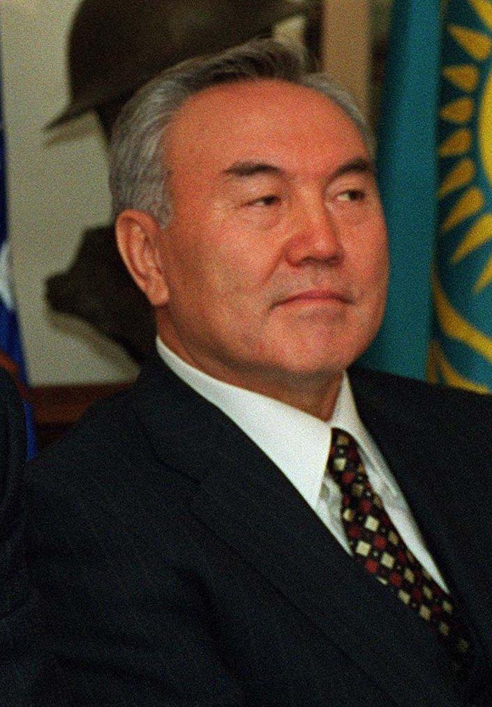 Kazahstan. Preşedintele a cerut adoptarea alfabetului latin