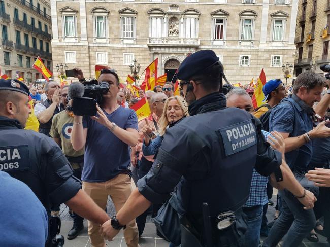 Guvernul de la Madrid l-a destituit pe şeful poliţiei din Catalonia 