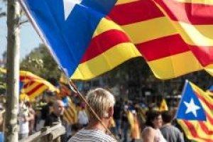 Catalonia: Mii de manifestanţi anti-secesiune se adună la Barcelona pentru a apăra unitatea Spaniei 