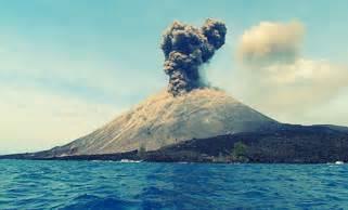 Indonezia: Nivelul de alertă pentru vulcanul Agung din Bali a fost redus 