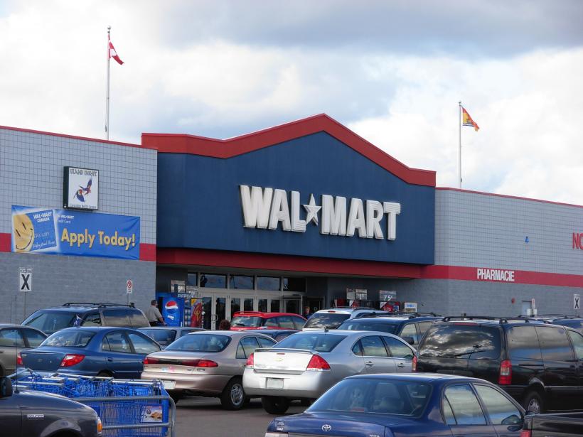 Atac în Colorado la un magazin Walmart.Trei persoane au murit