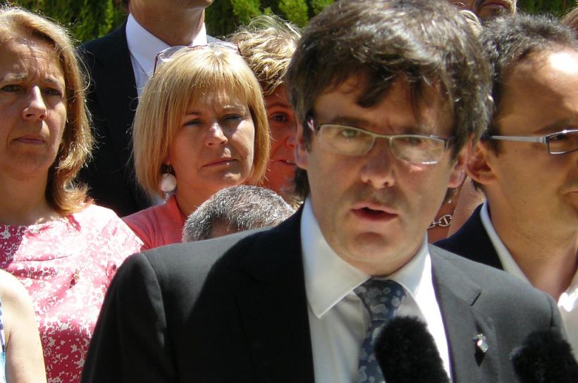 Parchetul spaniol a emis mandat de arestare pe numele lui Carles Puigdemont