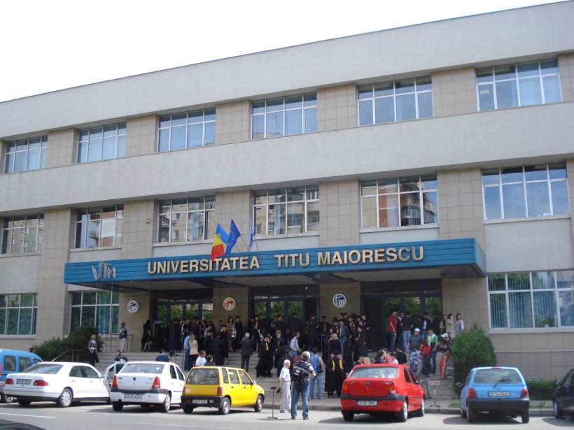 Reprezentanții Universității Titu Maiorescu acuză Universitatea &quot;Carol Davila&quot; că aduce calomnii grave învăţământului privat acreditat 