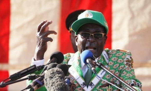 Preşedintele Mugabe şi-a încheiat discursul televizat fără să îşi anunţe demisia