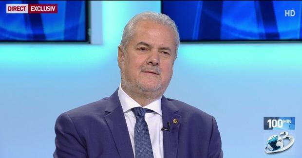 Adrian Năstase: Pentru electoratul PSD, nu e specifică ieșirea la miting. Puneți mâna pe carte!