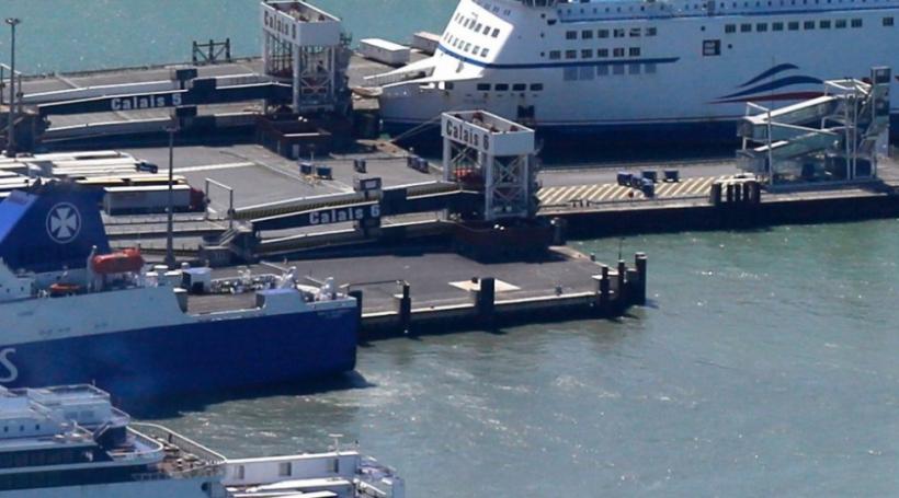 Dramă în Franţa! O româncă s-a sinucis în Portul Calais, aruncându-se în apă de la bordul unui feribot