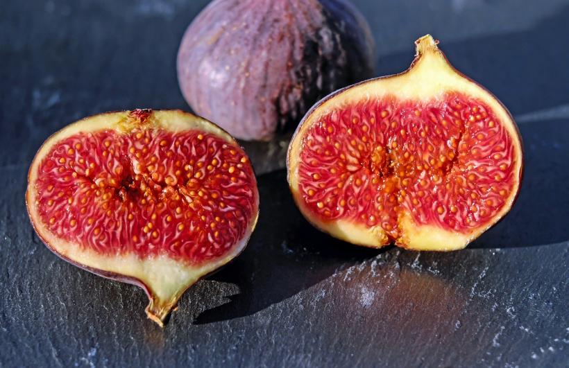 Fructe care ajută tranzitul intestinal
