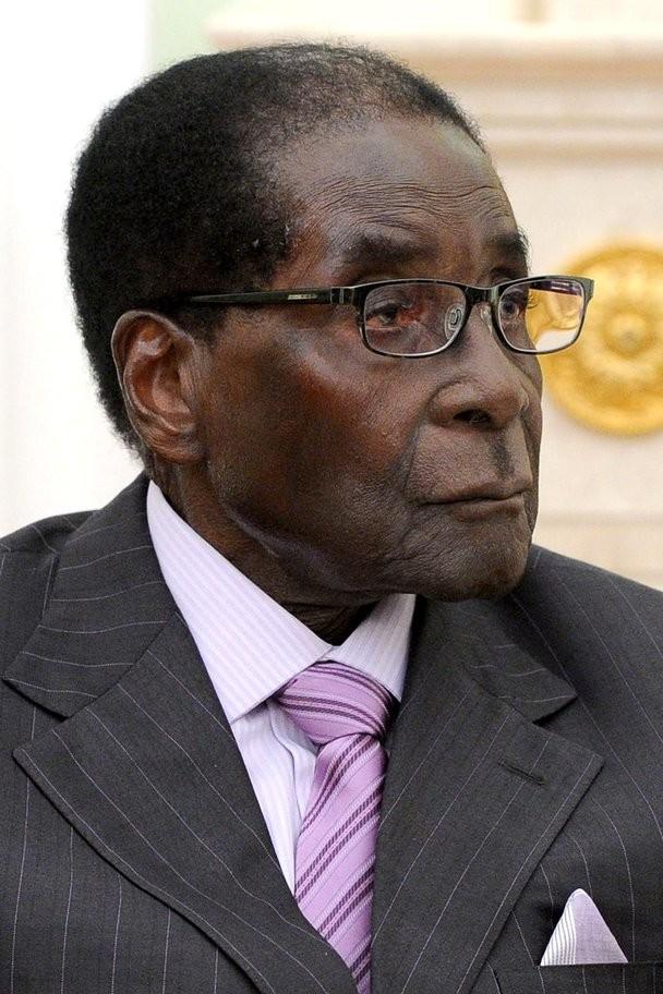 Preşedintele Robert Mugabe şi-a dat demisia