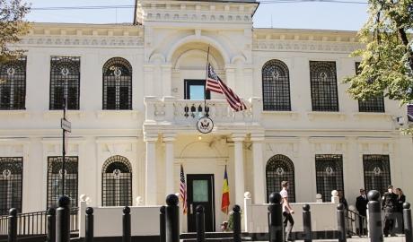 Ambasada SUA va fi închisă joi, de Ziua Recunoştinţei
