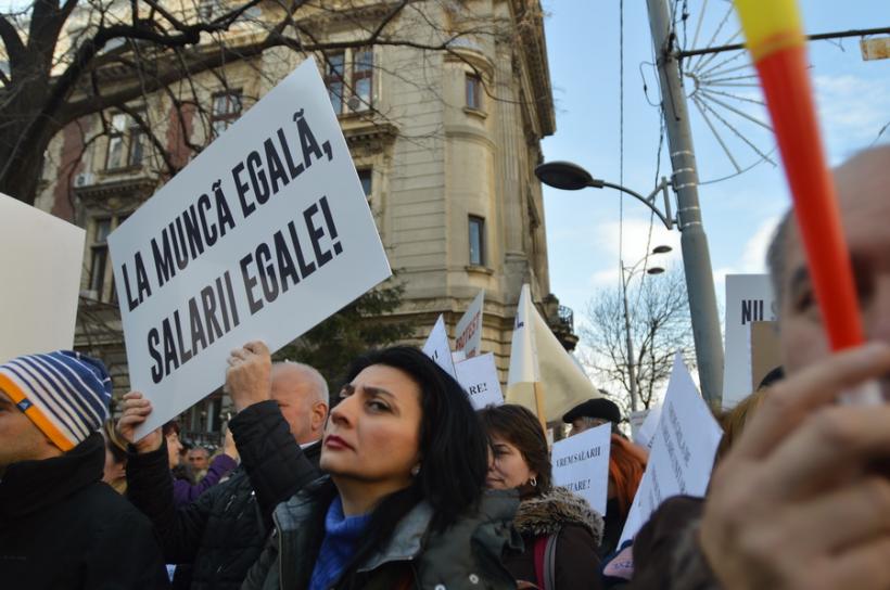 Galerie foto - Protestul angajaţilor APIA s-a încheiat după aproape 4 ore 18595193
