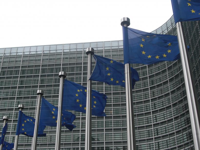 Comisia Europeană vrea să doteze UE cu propriile mijloace de protecţie civilă