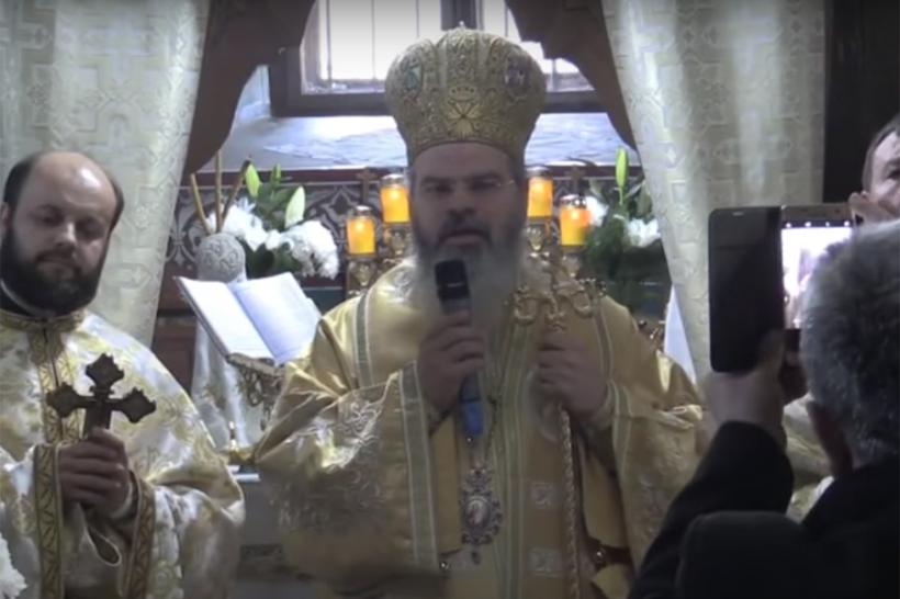 VIDEO - Episcopul Ignatie și-a fermecat credincioșii cu vocea sa. Reacția internauților
