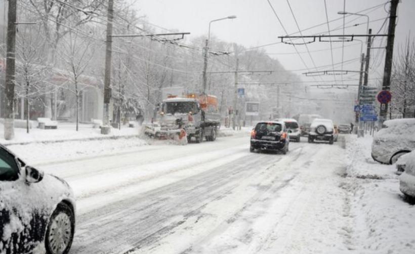 Primăria Capitalei a convocat de urgenţă Comandamentul de iarnă! Potrivit ANM sunt aşteptate ninsori abundente, ger şi viscol puternic