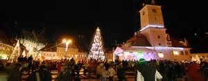 Braşov: S-a deschis Târgul de Crăciun din Piaţa Sfatului 