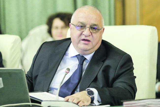Ministrul Felix Stroe, unul din cei mai bogaţi români