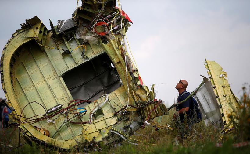 Avion doborat in Ucraina: Olanda cauta un general rus