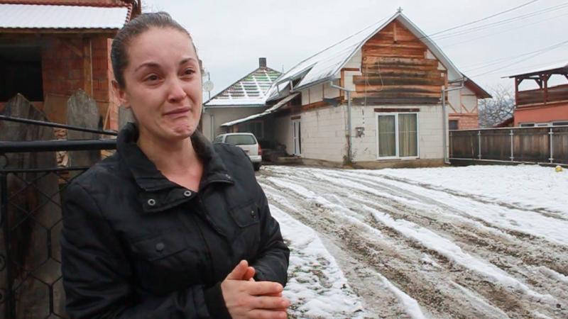 VIDEO: Mama copilului terorizat de Moș Nicolae, în lacrimi. Bunica: Tatăl a vrut să se răzbune după despărțire