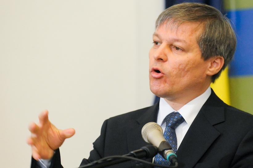 Dacian Cioloș anunță că își face partid