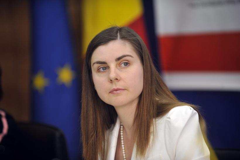 Ioana Petrescu: Inflaţia va tăia creşterile de salarii din 2018