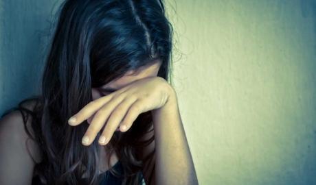 Dezvăluiri şocante la Brăila! Două adolescente au reclamat că au fost violate pe un câmp de trei tineri