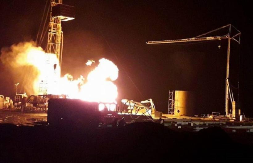 Alertă de explozie în Satu Mare! O sondă de gaz din Moftinu a fost cuprinsă de flăcări