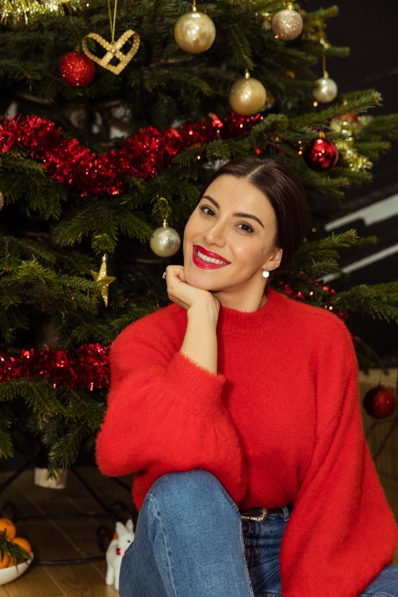 Nicoleta Nucă petrece primul Crăciun departe de familia ei