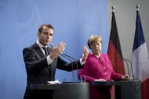 Macron şi Merkel denunţă încălcările încetării focului în est şi cer părţilor să-şi asume responsabilităţile 
