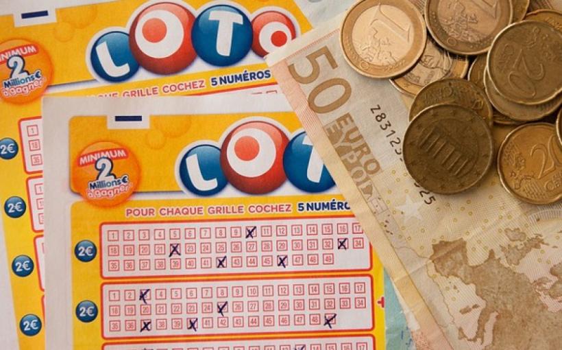 Miracol de Crăciun! Mai mulți angajaţii ai unui cămin de bătrâni din Spania au câştigat 10 milioane de euro, la faimoasa Loterie Spaniolă de sărbători