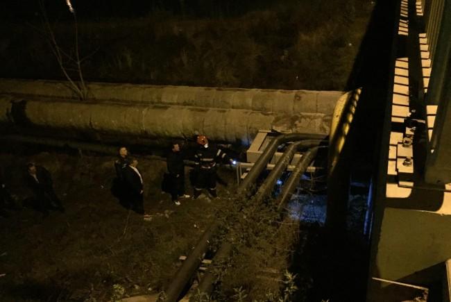 O persoană carbonizată a fost descoperită sub un pod din Oradea