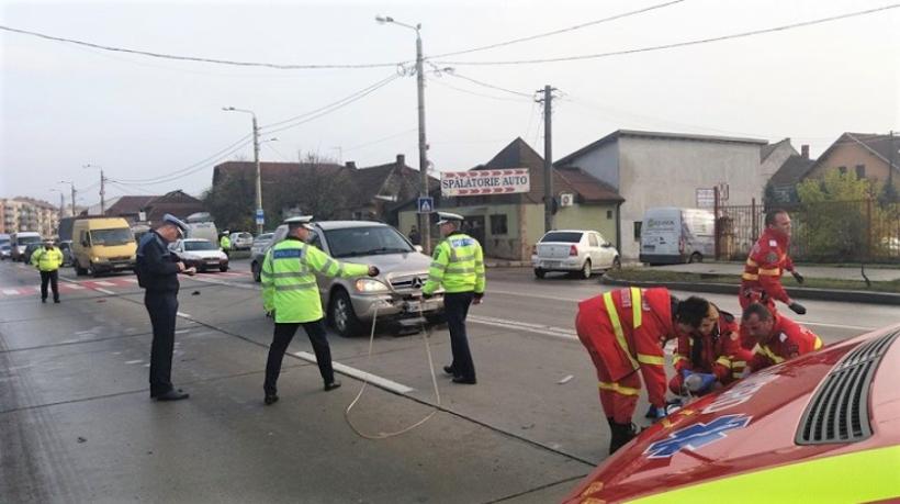Doi soţi au fost loviţi pe o trecere de pietoni din Satu Mare. Tânăra şoferiţă le-a dat poliţiştilor o explicaţie şocantă!