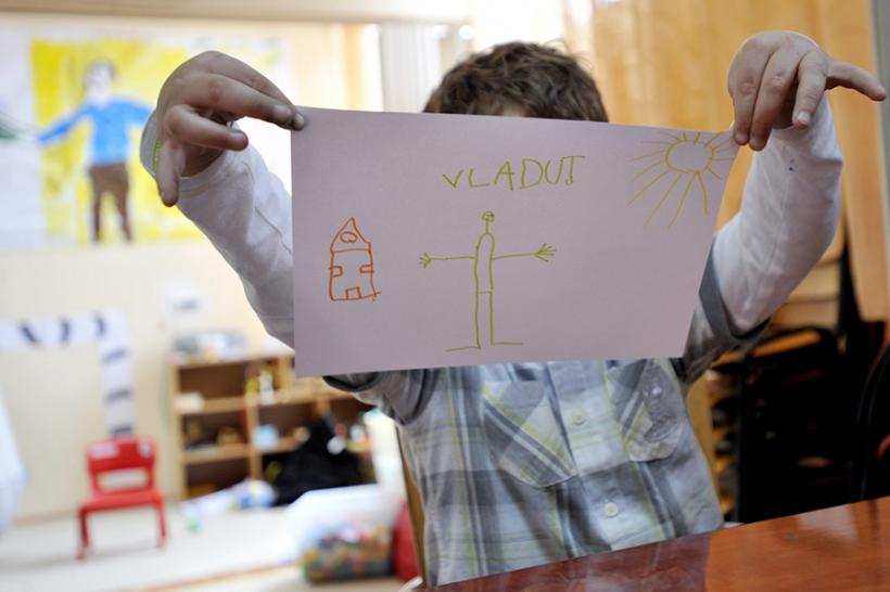 A apărut o nouă instituţie în România: Avocatul Copilului