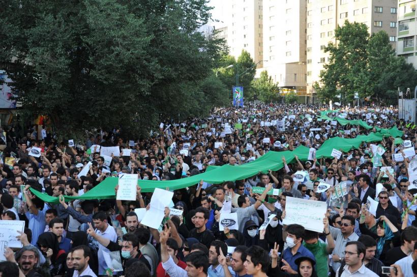 Proteste Iran: Ședință specială a parlamentului