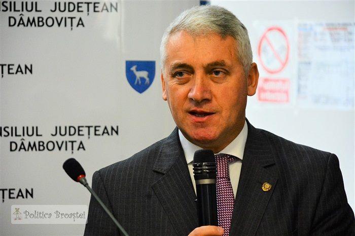 Ţuţuianu: Ar fi sinucidere politică o nouă schimbare de Guvern