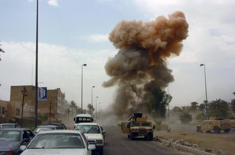 Două atacuri sinucigaşe în Baghdad. Cel puţin 38 de morţi şi 105 răniţi
