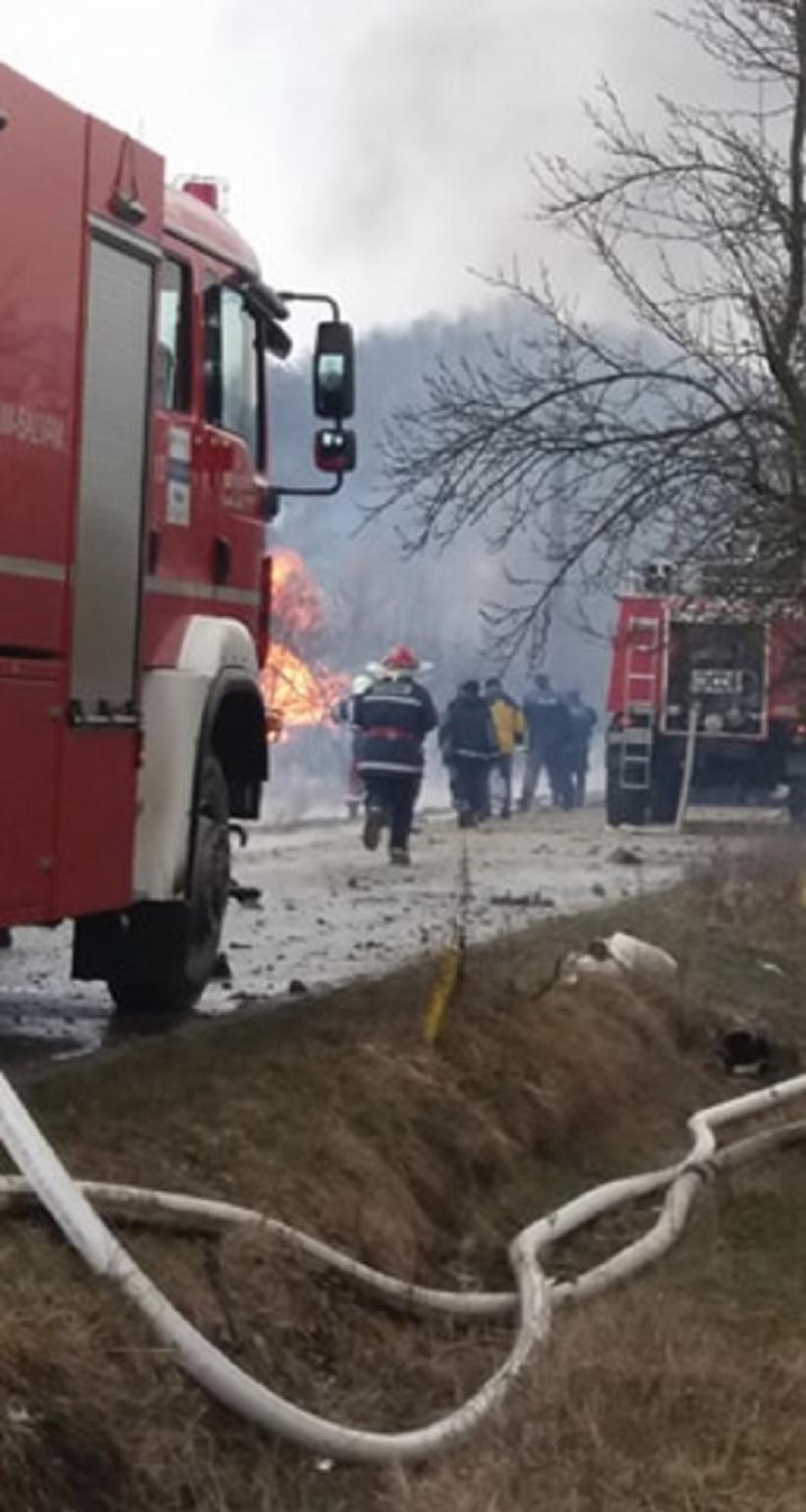 Incendiu devastator la un sediu Transgaz din Gorj, după ce o conductă s-a spart