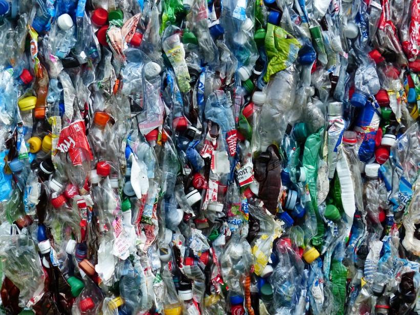 Comisia Europeană: Toate ambalajele din plastic, obligatoriu reciclabile